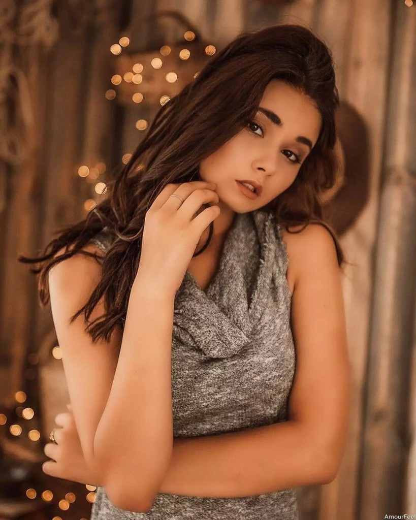 Erika, 20