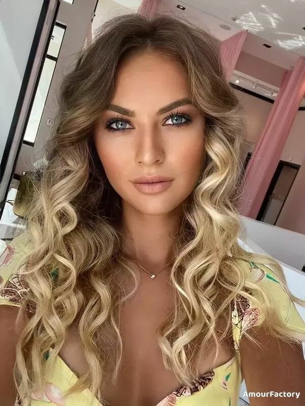 Daryna, 28