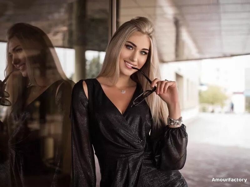 Irina, 28